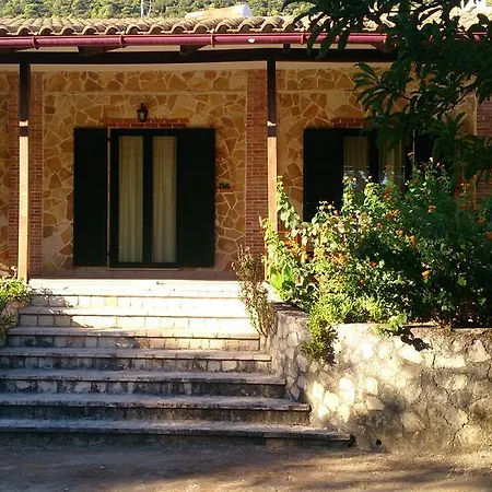 Apartmán Giovanna Keri