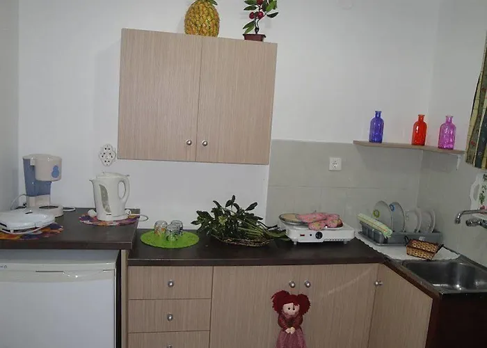 Giovanna Studios كيري